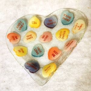 Signed Peggy Karr Glass Heart Shaped plate Conversation Hearts 10" Valentine.